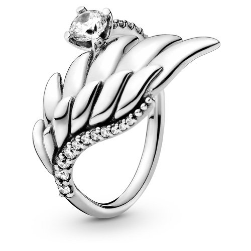 Sparkling Angel Wings Ring